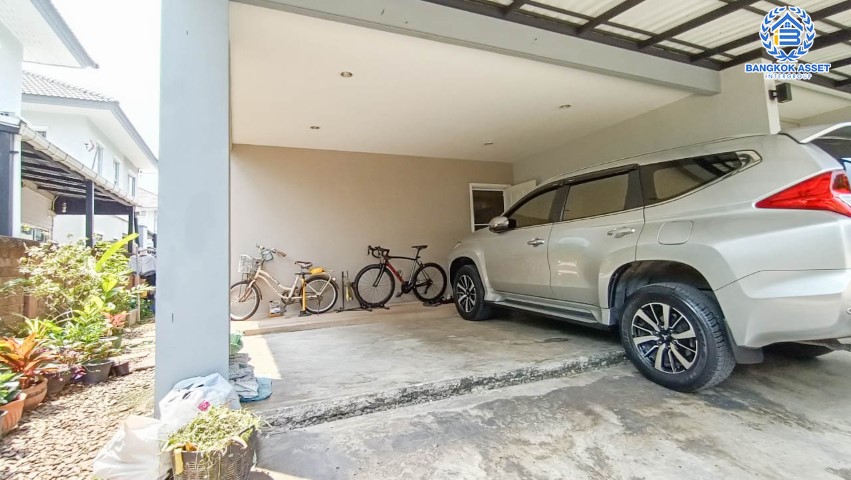 *****บ้านเดี่ยวมือสองย่านกรุงเทพฯ ม.เดอะแพลนท์ ซิมพลีส รามคำแหง หลังมุม! เนื้อที่เยอะจัดเต็มถึง 57 ตร.ว. ครบครันทุกฟังก์ชัน 4 ห้องนอน 3 ห้องน้ำ 2 ที่จอดรถ บนทำเลเข้าเมืองง่าย ใกล้เดอะมอลล์ รามคำแหง และทางด่วน "ศรีรัช" พลาดไม่ได้เด็ดขาด